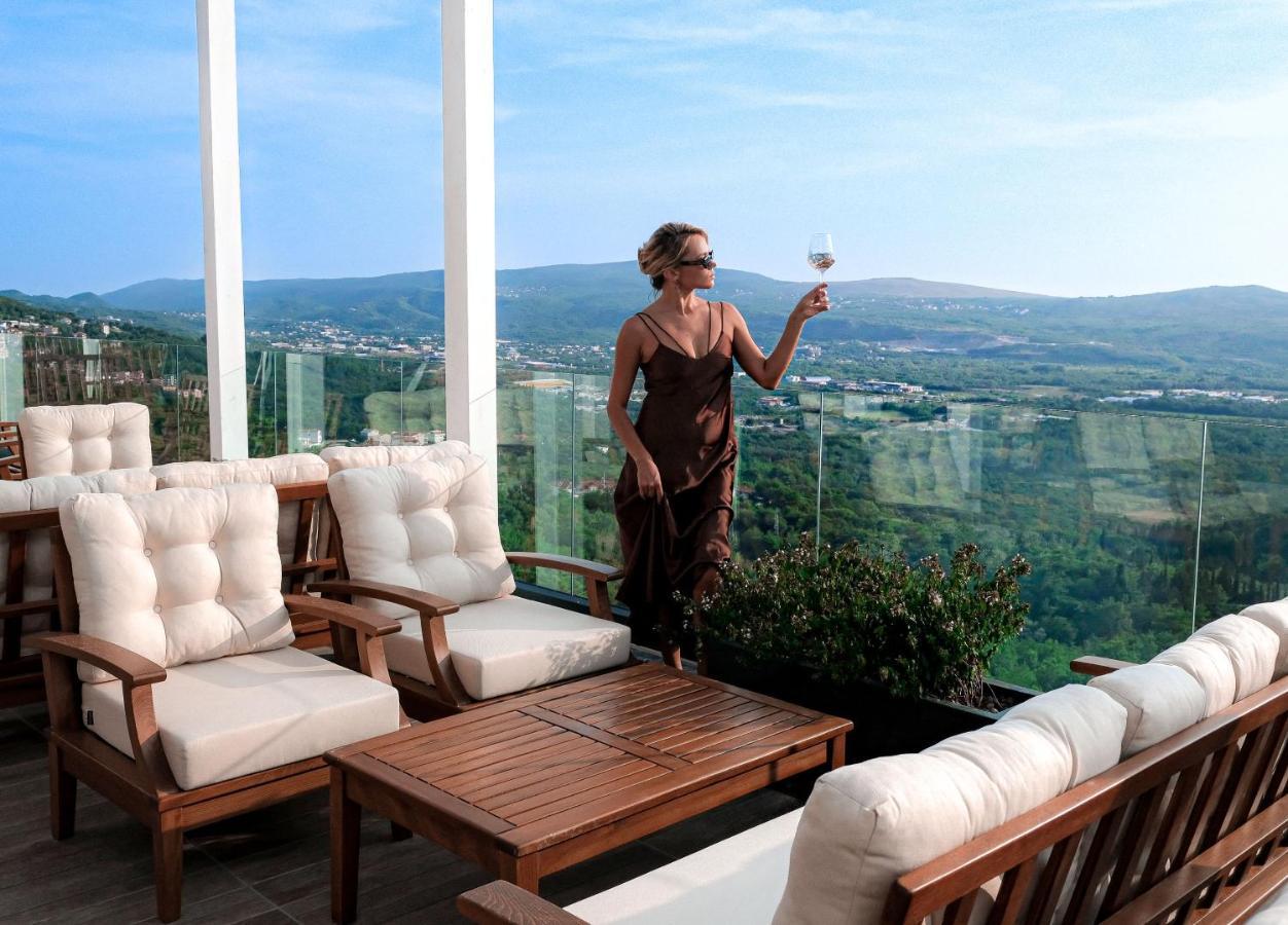 Bayview Hills Luxury Residences Tivat Exterior photo