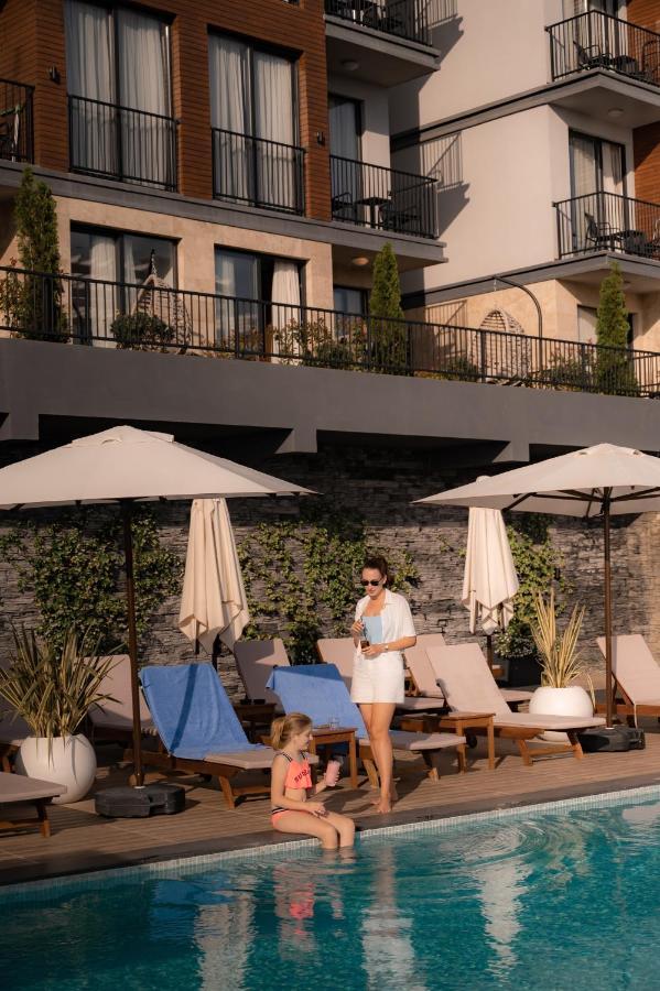 Bayview Hills Luxury Residences Tivat Exterior photo